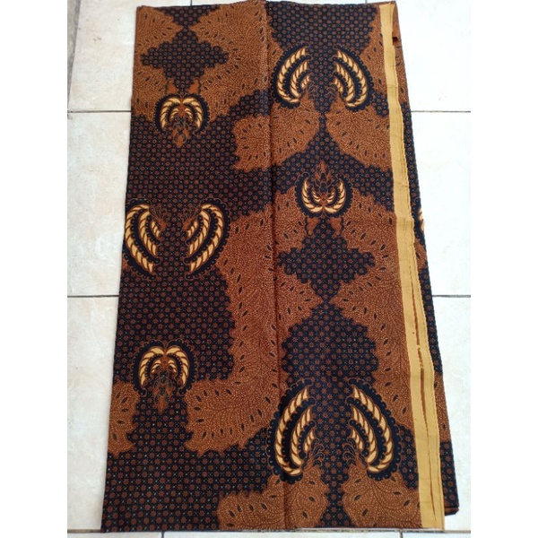 KAIN JARIK BATIK SOGAN MOTIF TRUNTUM SAWAT