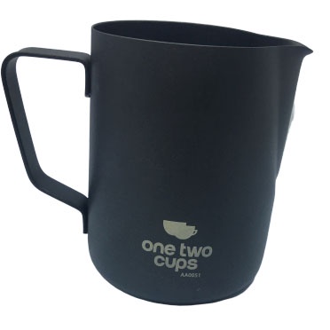 OneTwoCups Gelas Pitcher Kopi Espresso Latte Art 600ml - Black