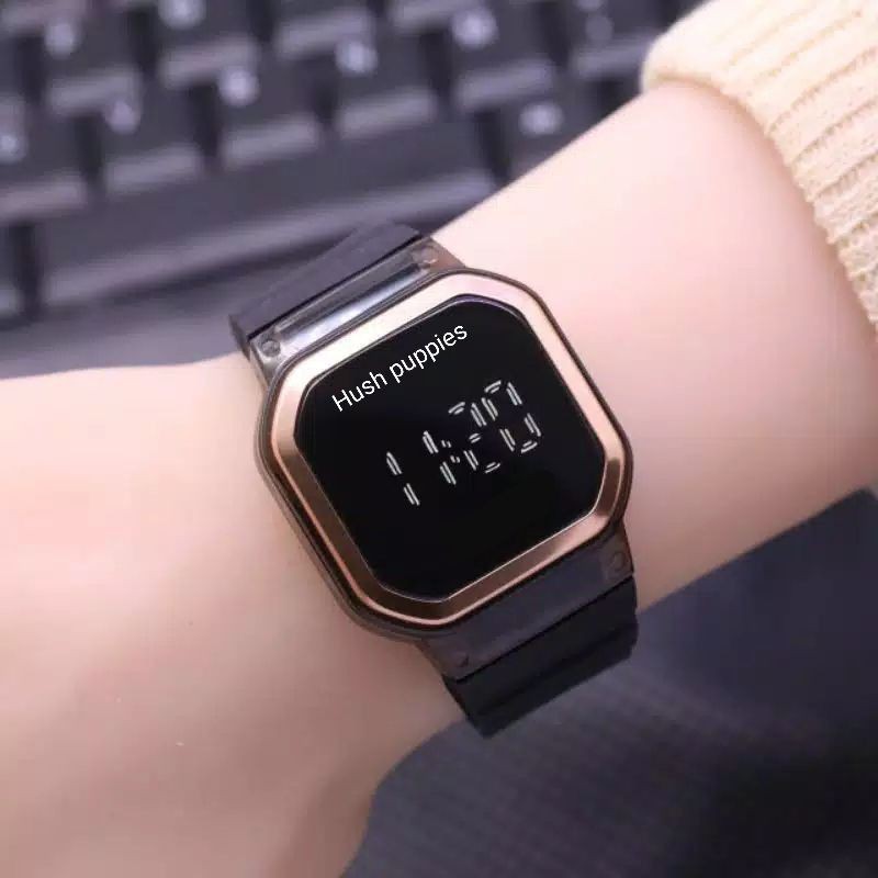 (Cod)Jam Tangan Wanita Hushpuppies Touch Scren Sergi Digital Strap Rubber(Dikirim Jakarta)