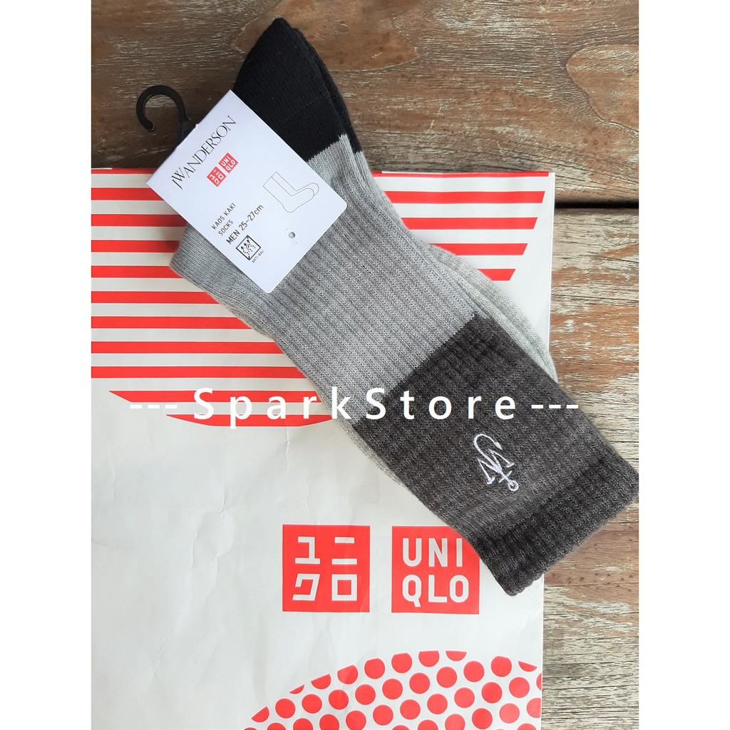 [NEW][BARU] Uniqlo x JW Anderson Kaos Kaki Block Socks Abu-Abu