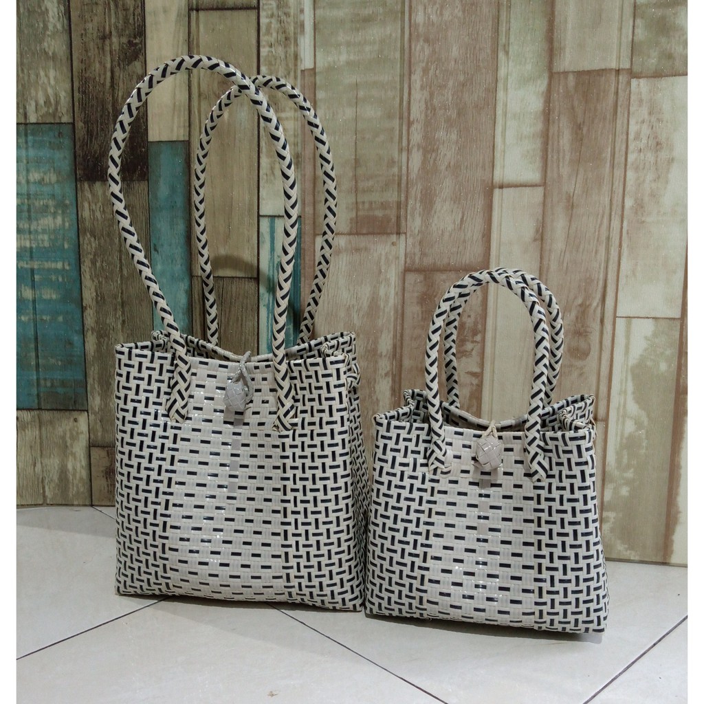 Tas Jali Jali / Totebag / Tas Anyaman / Tas Anyaman Plastik Nyowani (Size M)