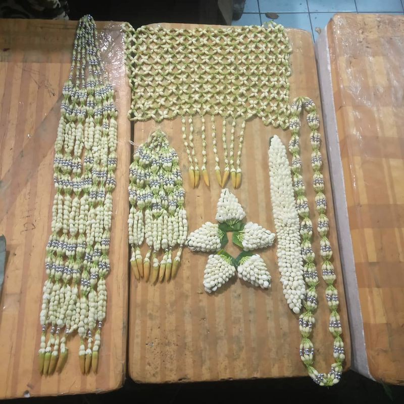 roncean melati hidup Sunda siger