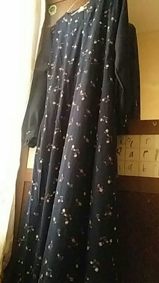 Gamis Wolfis/ Gamis Lebaran/ Gamis Putih/ Gamis Remaja/ Gamis Batik/ Gamis Jumbo/ Gamis Pesta