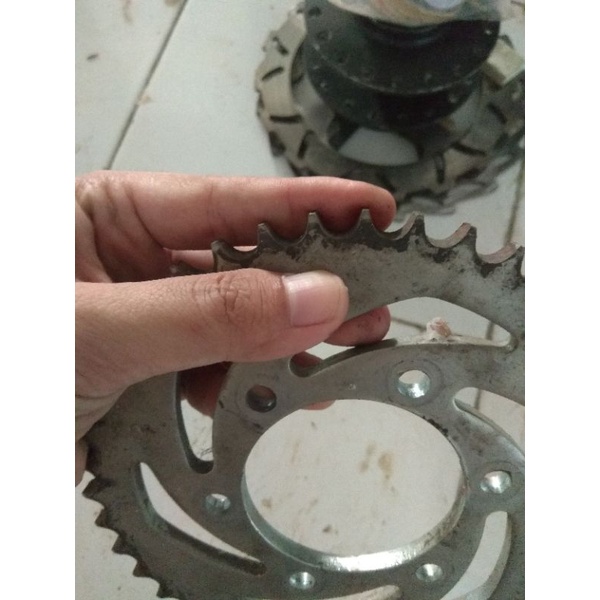 gir belakang ninja R /RR