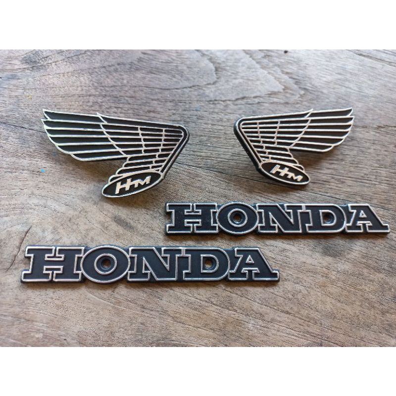 EMBLEM TANGKI CB 100 EMBLEM TANGKI CB GLATIK IMPORT ORIGINAL