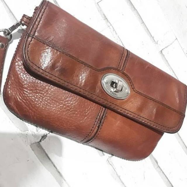 Fossil wrislet maddox foldover