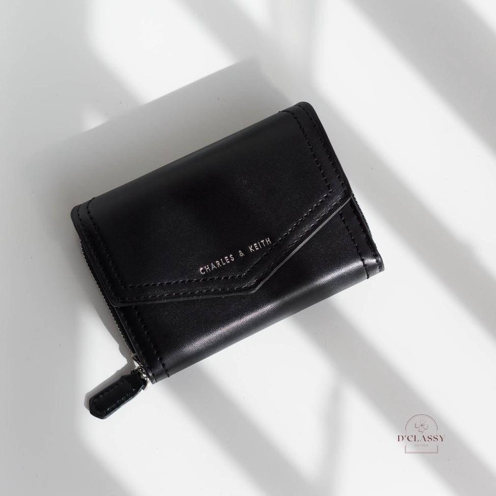 S2I1 DOMPET CHARLES & KEITH  ENVELOPE WALLET CK