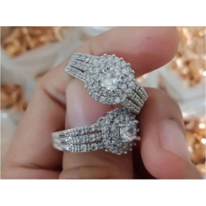 cincin wanita titanium full permata mata satu baris mata anti karat