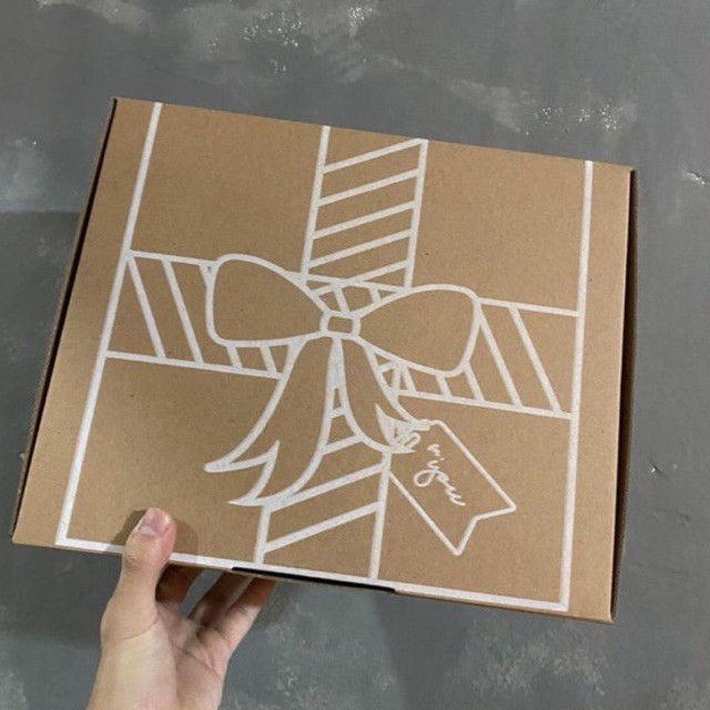 

Gift Ribbon Box Size 25x25x8 Siap Dipakai Cocok Buat Gift! Hampers, Dan Sebagainya