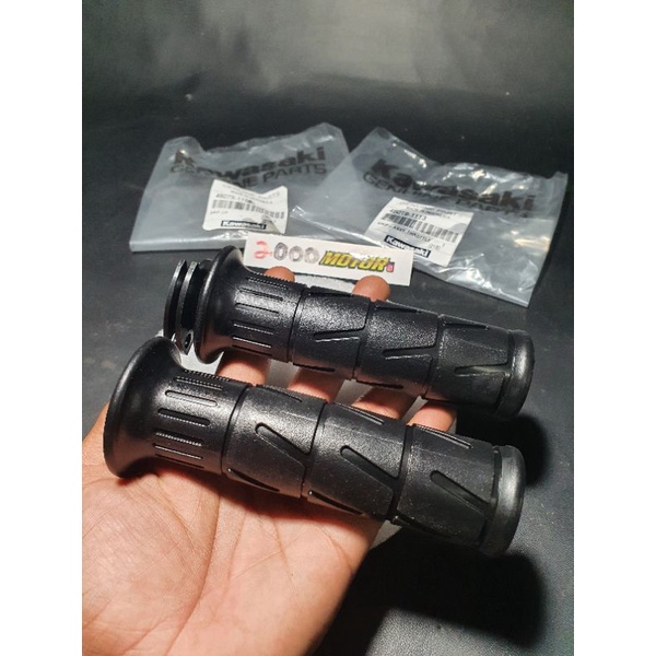 HANDGRIP KAZE KAWASAKI KAZE SARUNG GAS KAZE ORIGINAL