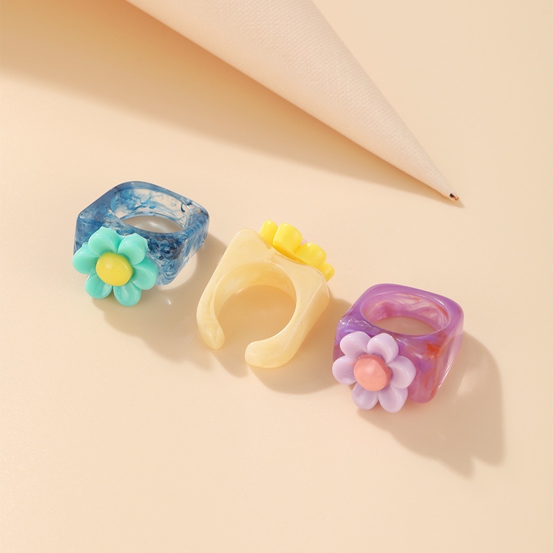 Cincin Bahan Akrilik Resin Warna Permen Bentuk Bunga Untuk Wanita