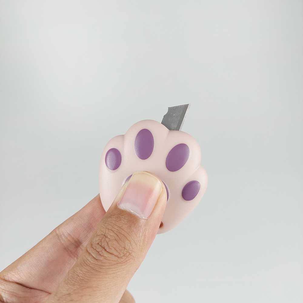 Pisau Cutter Mini Pemotong Kertas Desain Cat Paw