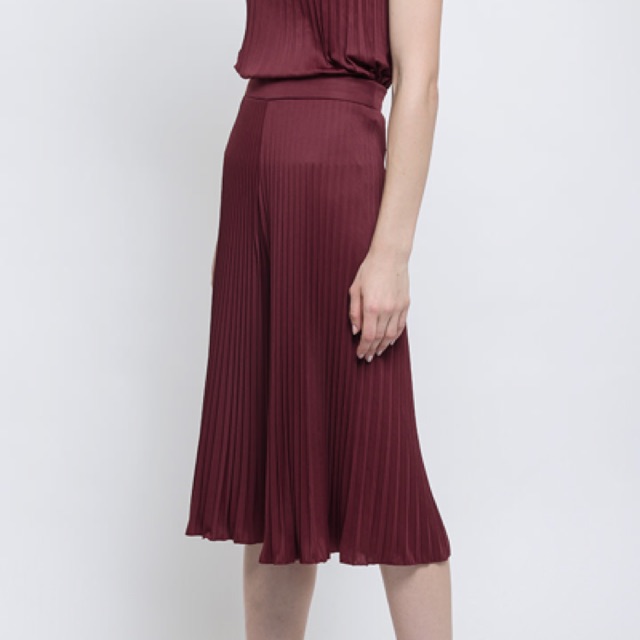 Premium Pleats Plisket Pleated Cullotes Red Maroon Celana Kulot Merah Marun