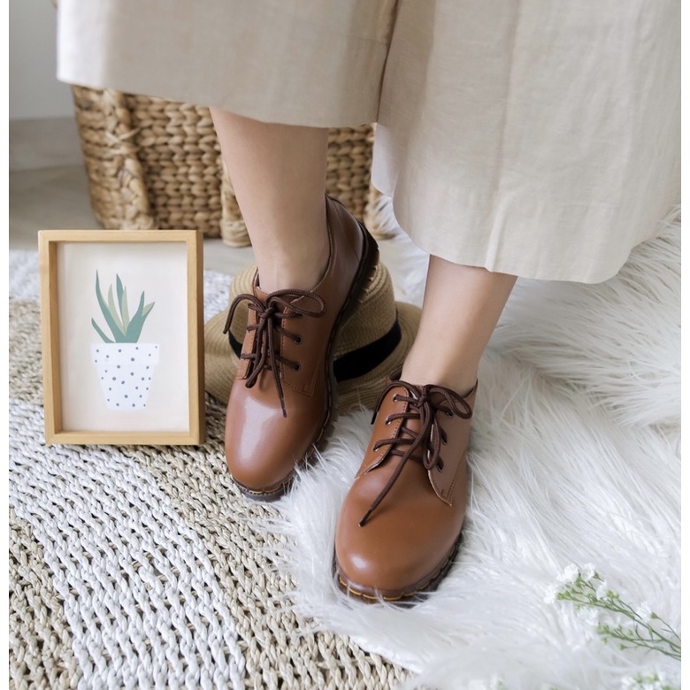 JOVIA DOCMART - Sepatu wanita/ Docmart wanita