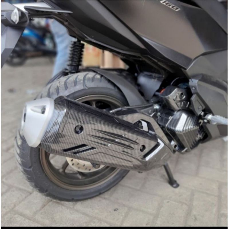 COVER KNALPOT VARIO 160 PCX 160 CARBON