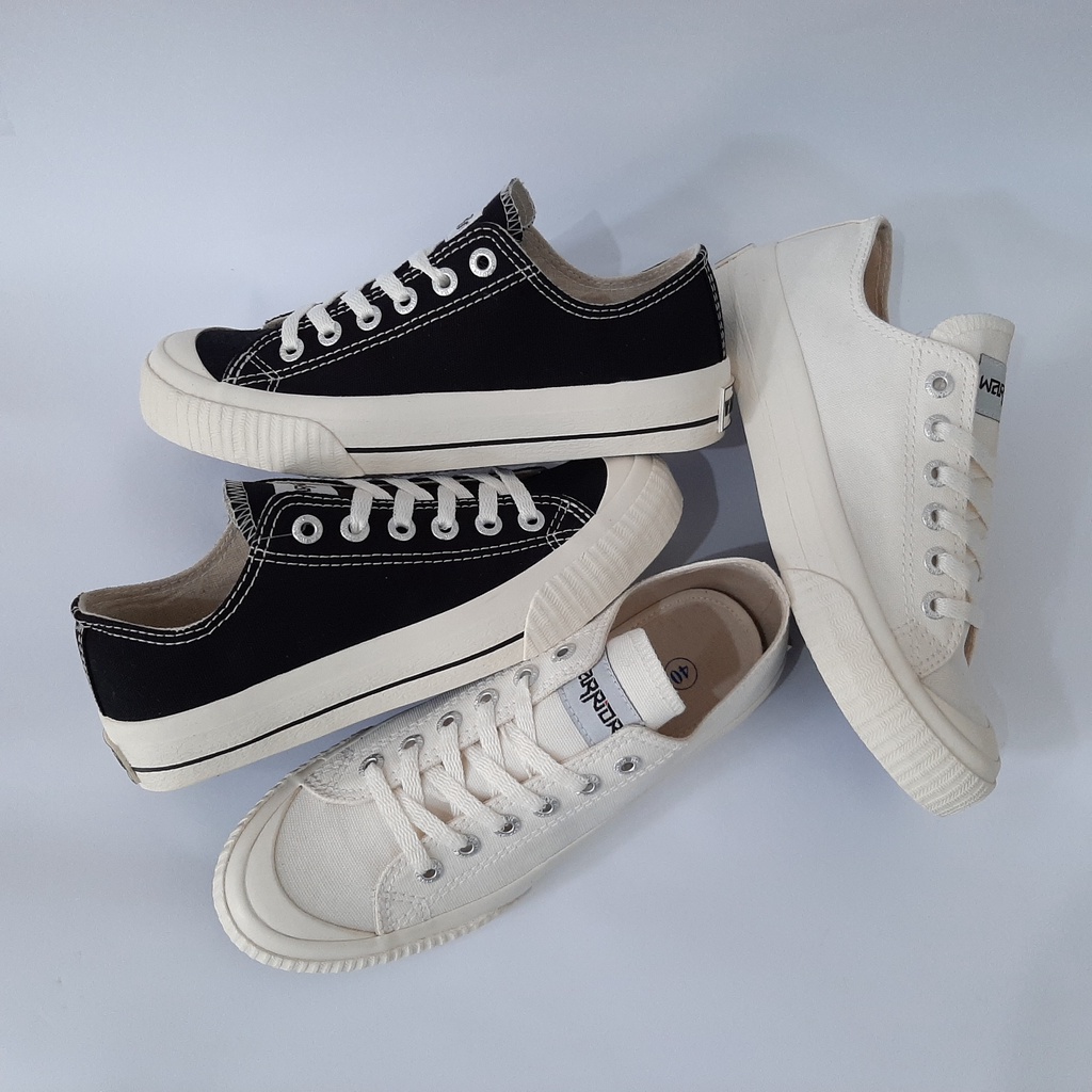 WARRIOR VENUS BLACK / HITAM PUTIH NATURAL ORIGINAL