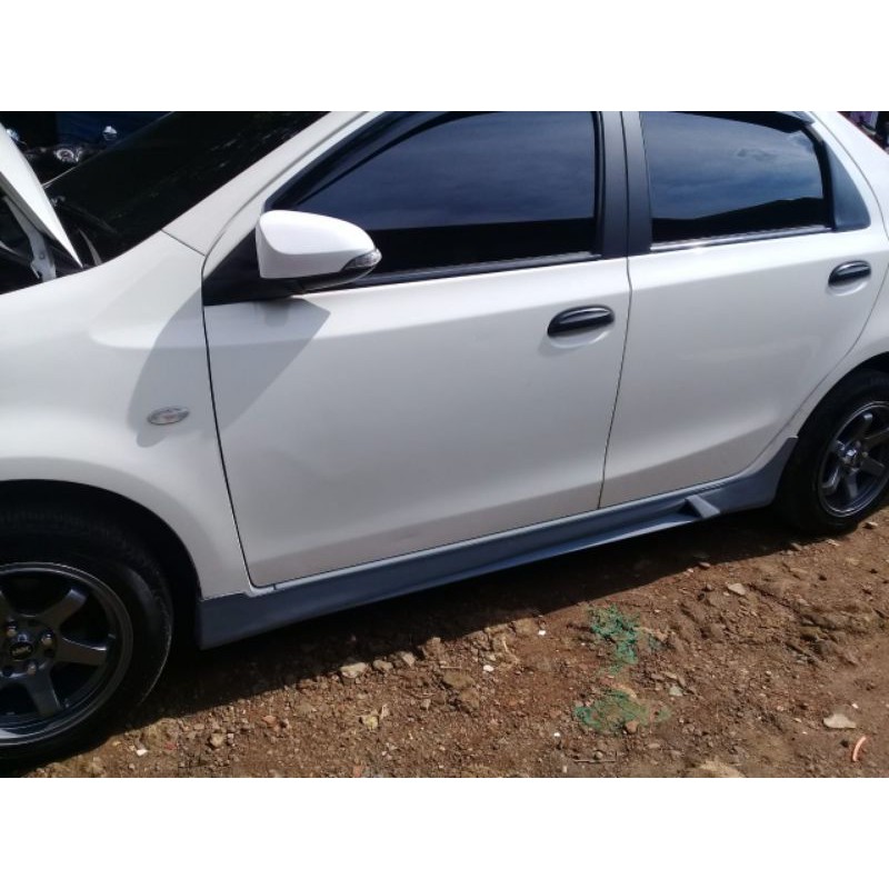 Bodykit Etios -- toyota Etios bodykit etios sedan (liva) PNP dan Made in GRT Indonesia