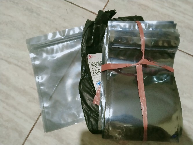 13 X 20 Min100pcs Kantong Kemasan Anti Non Static / Plastic Kabel Elektronik / Plastik Ziplock