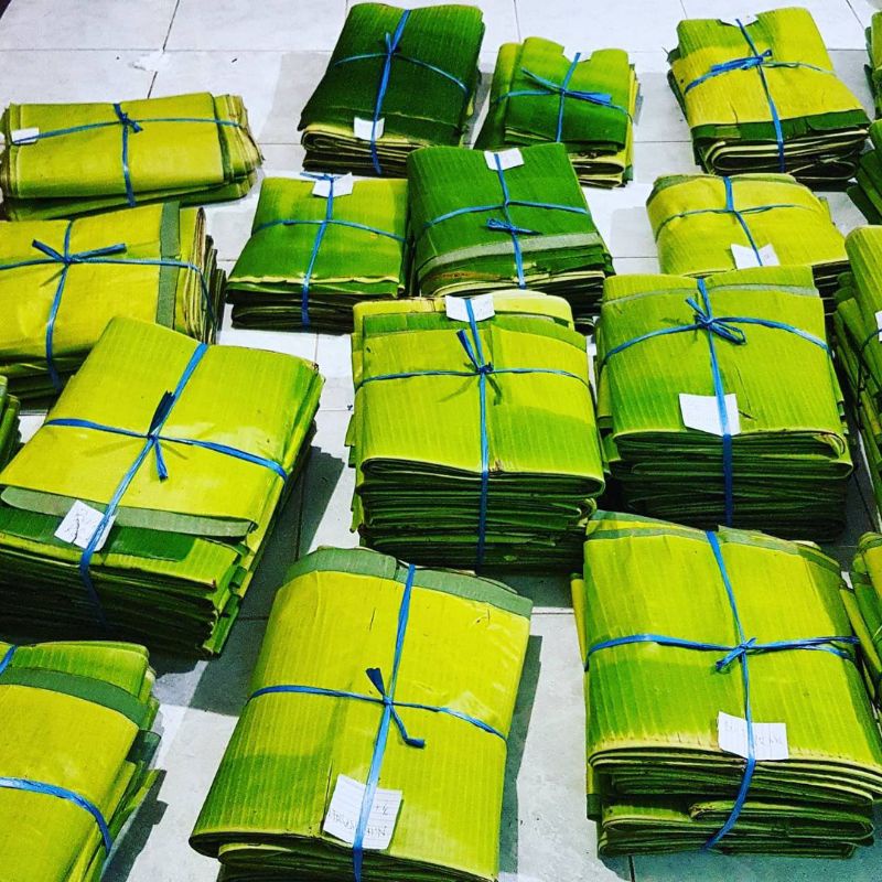 

Daun Pisang segar baru petik 1 ikat