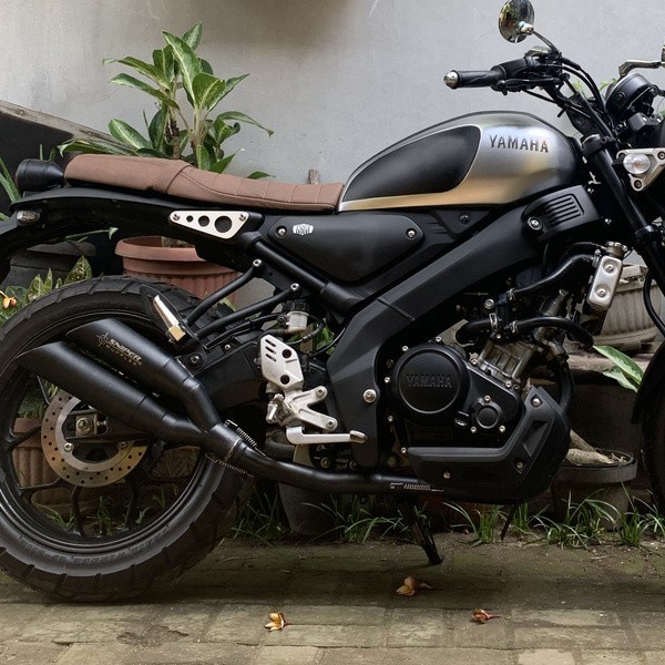 Knalpot racing Yamaha xsr155 model Double Short