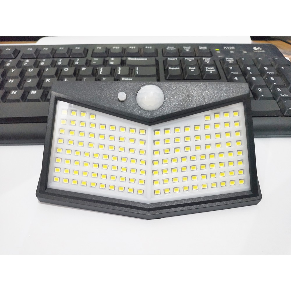 ( COD ) Lampu Taman Tenaga Surya 100LED Sensor Light LED Solar Lamp / Solar Tembok Tenaga Matahari