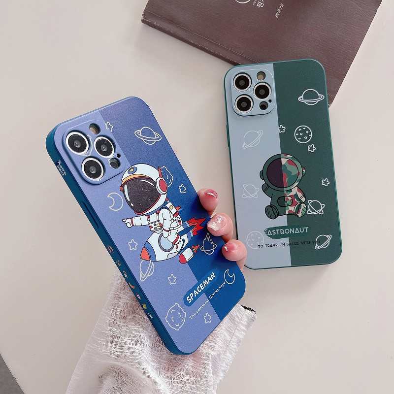 Case Pelindung Lensa Warna Blok Desain Astronot Untuk iPhone 11 12 13 Pro MAX X XR XS MAX 7 8 Plus