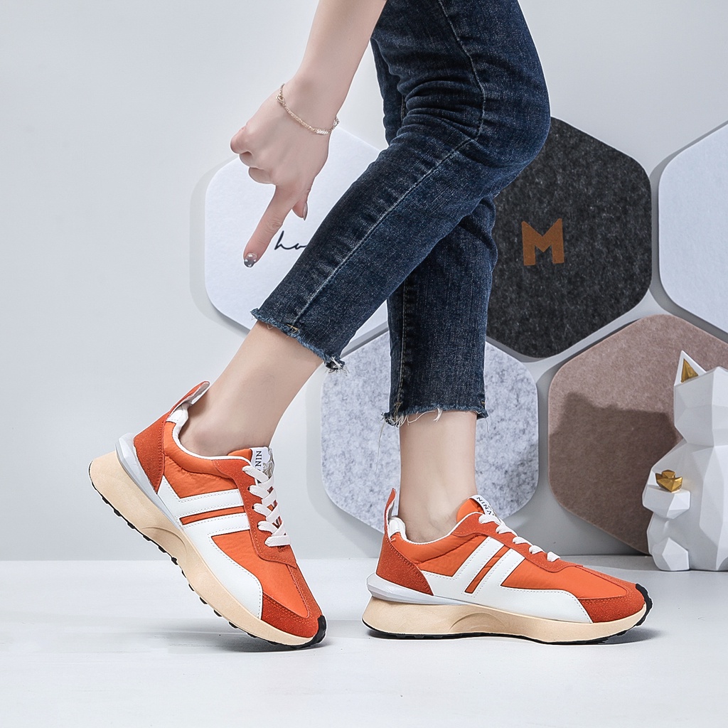 Sepatu Wanita Sneakers Sepatu Hang Out Cewek Sepatu Olahraga Sepatu Model Baru Sepatu Nyaman Di Pakai