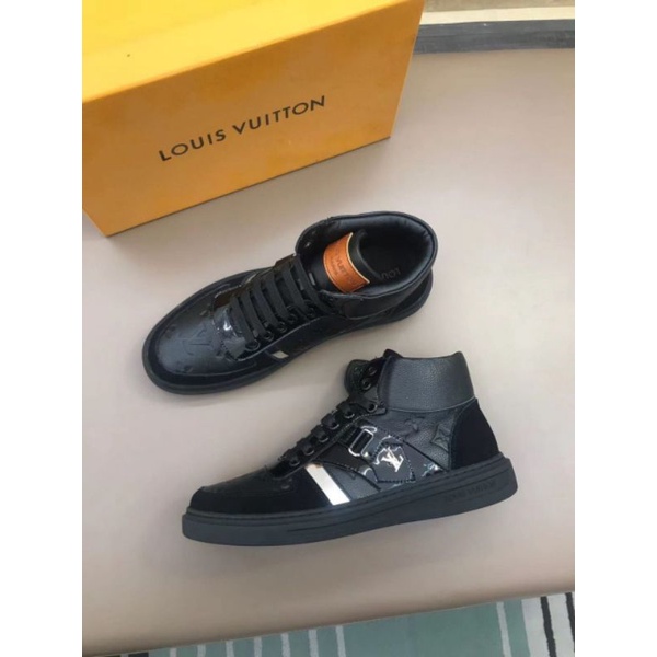 Sepatu lv sneaker mirror quality terlaris shoes lou is vuitton