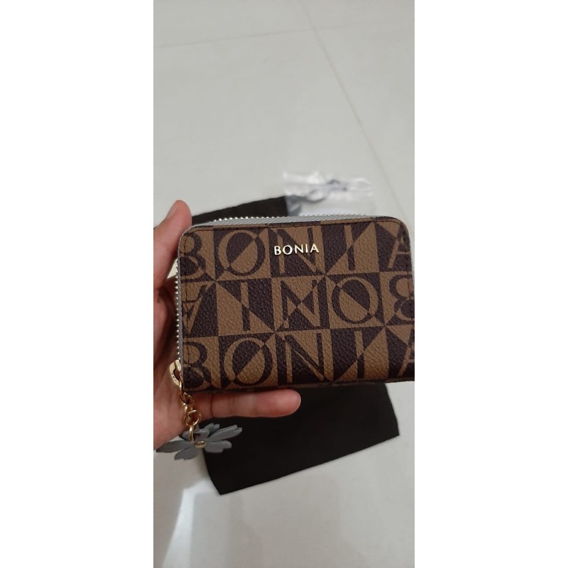 dompet kartu bonia