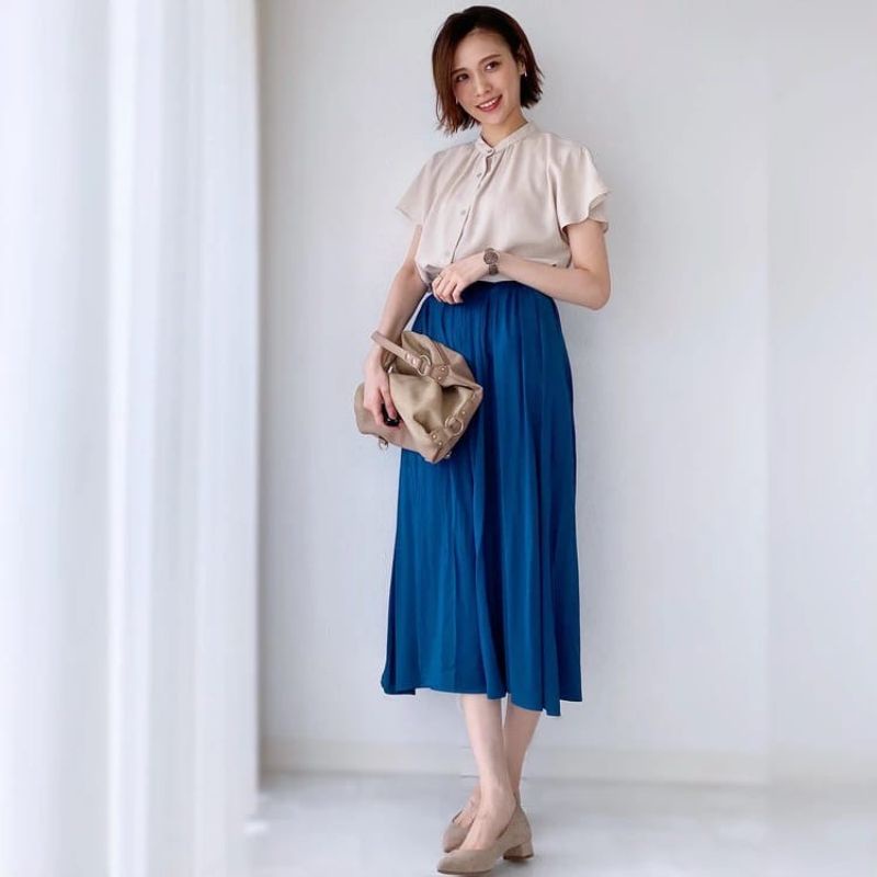 GU UN*QLO FLUTTER SLEEVE  BLOUSE