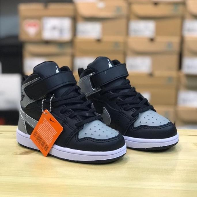 Sepatu nike jordan anak hitam abu