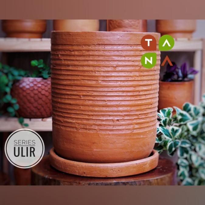 Pot Tana Liat Besar - KHRESNA/ pot tanah liat/ pot exclusive/pot besar