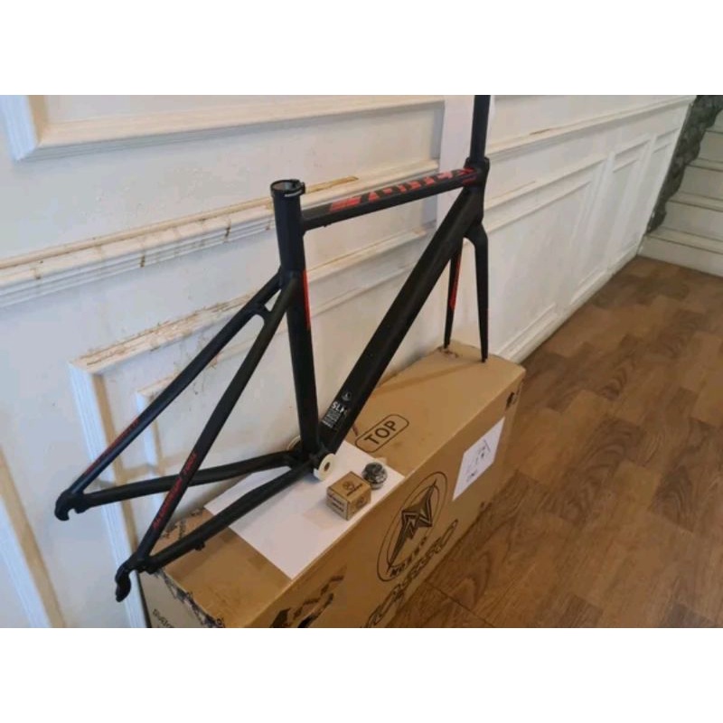 Frame Roadbike Mosso 701TCA Size 510mm Warna Hitam Red Merah . Rangka Sepeda Balap Road Bike 701 TCA Size Ukuran 51cm 510 mm