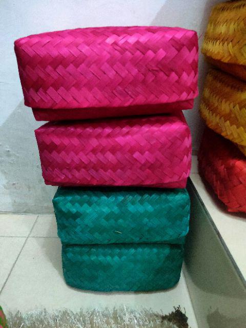 (b2502) Sepasang Besek Warna 25x25x8 Cm Besek Warna Warni Besek Snack Besek Nasi Besek Kenduri