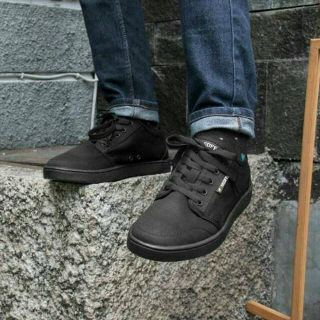 Sepatu/ Sneakers GEOFF MAX Knoxville All Black Original