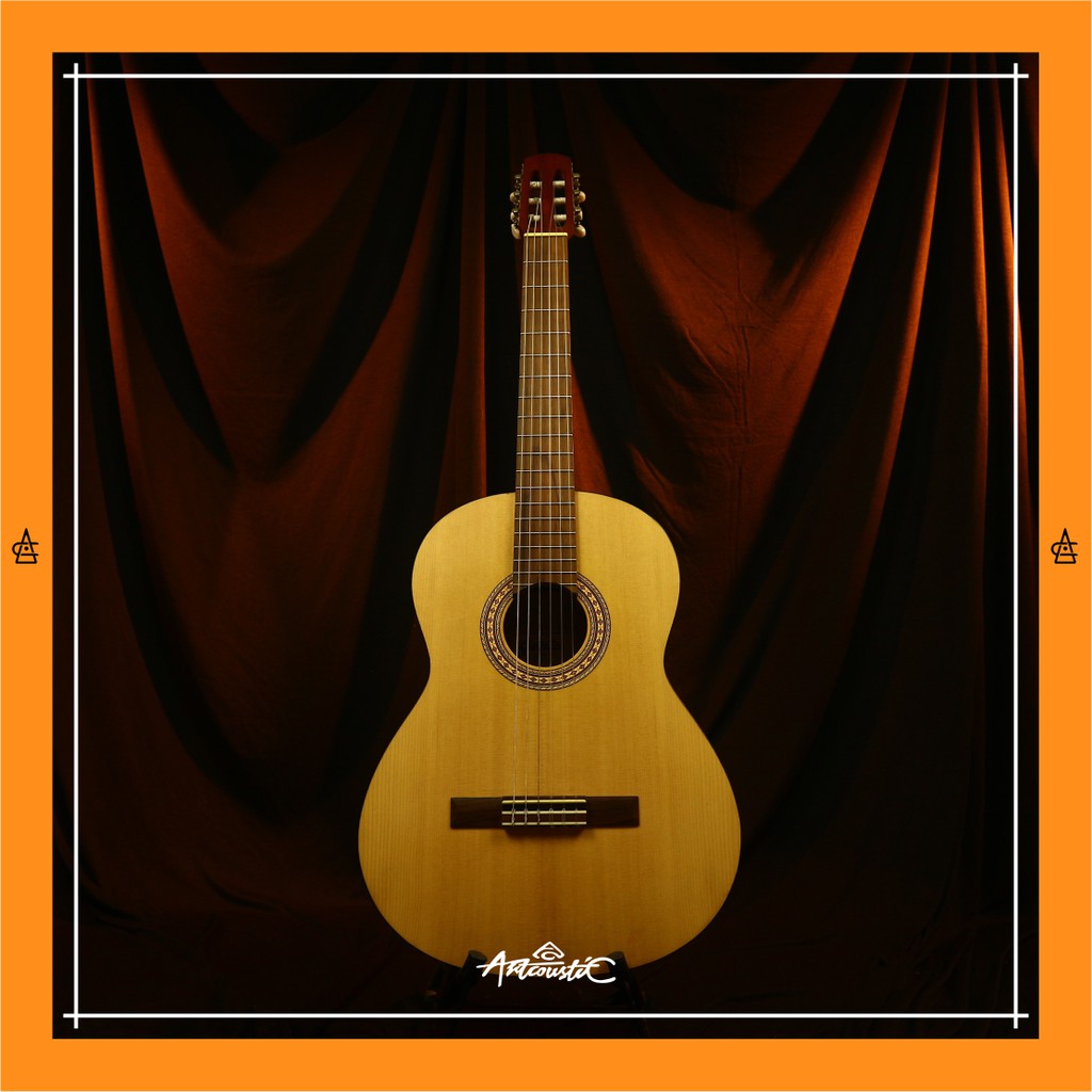 Genta C200 Gitar Akustik Klasik