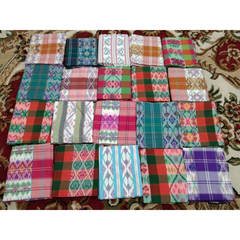 TAJUNG GEBENG SARUNG TENUN SEMI SUTRA PALEMBANG