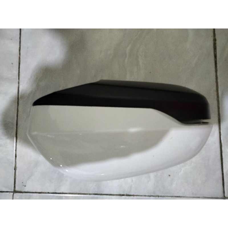 Cover spion atas +cover spion bawah Honda HRV original