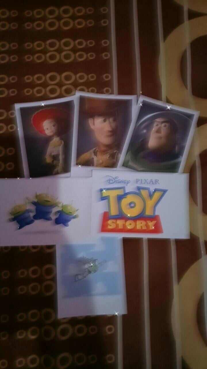 Foto Polaroid 2 R  /6 X 9 Cm + Laminasi ( Anti Air)