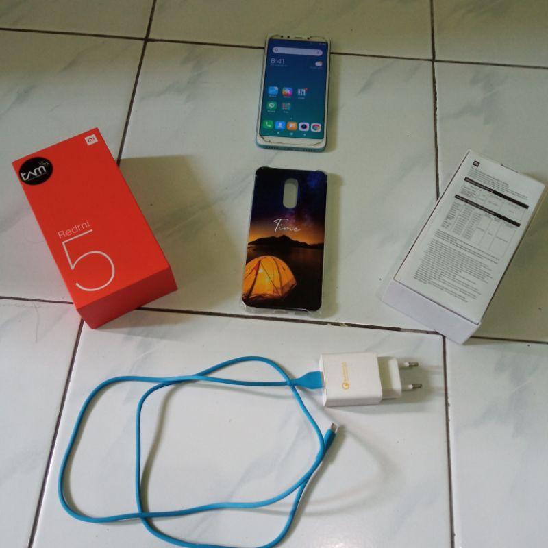 XIAOMI REDMI 5 RAM 3/32 SECOND