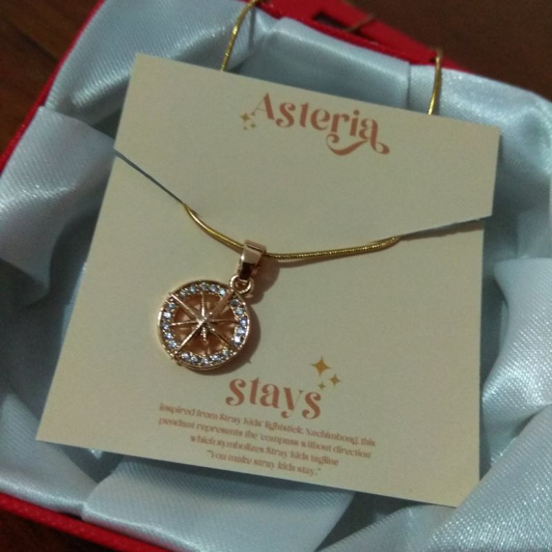 asteria necklace stay