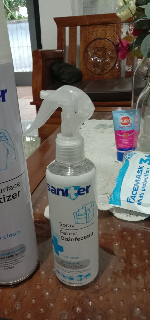 Saniter Fabric Disinfectant Disinfektan Spray 230 Ml