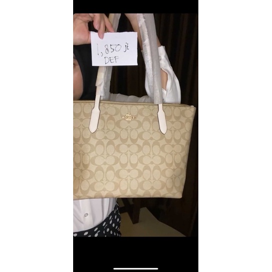 Coach Zip Tote Sign Chalk Deffect