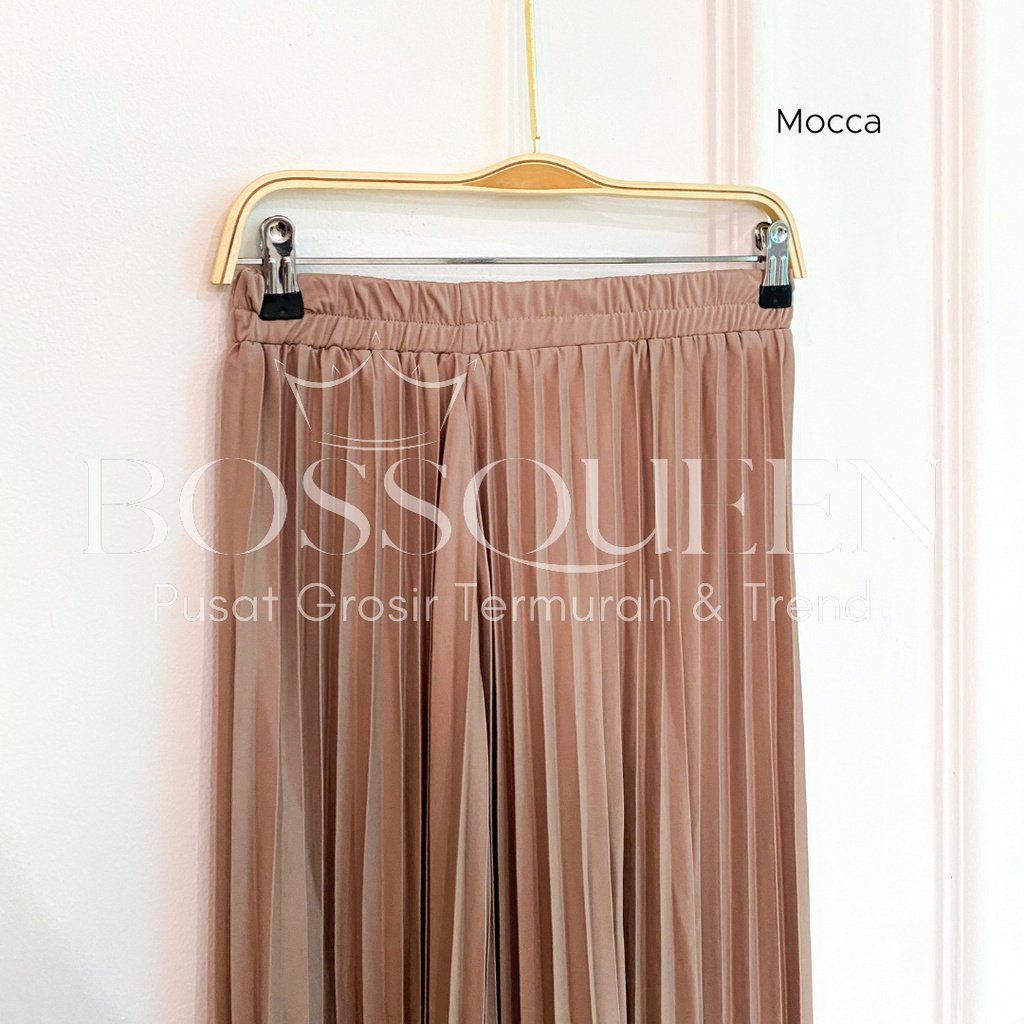 Rok plisket pendek 7/8 wanita model payung / Rok Plisket Mayung pendek / Rok Kerja Dewasa-Mocca