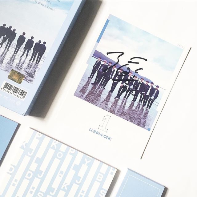 Wanna One Album Jihoon Signed