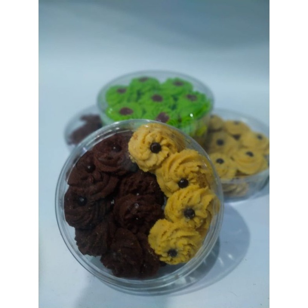 

Kue semprit kue kering kue lebaran