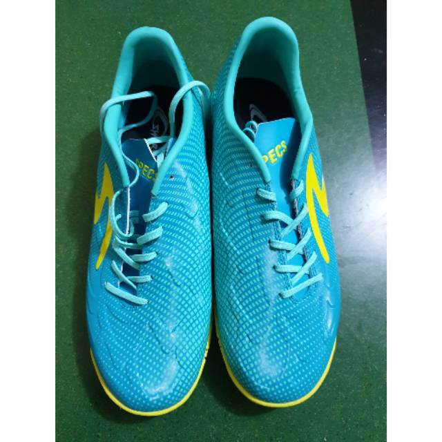Sepatu futsal ori specs