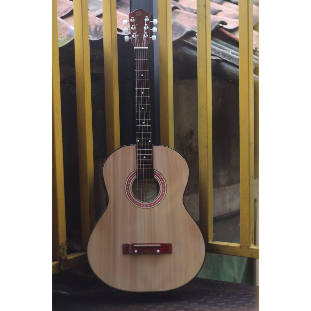 GITAR PEMULA / GITAR AKUSTIK / GITAR MURAH/ GOJEK / GRAB