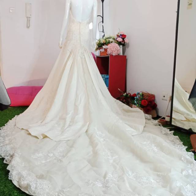 Wedding Dress Preloved Gaun Pengantin Second
