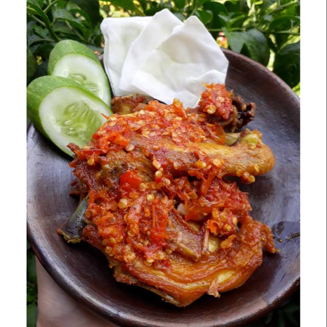 

Ayam goreng